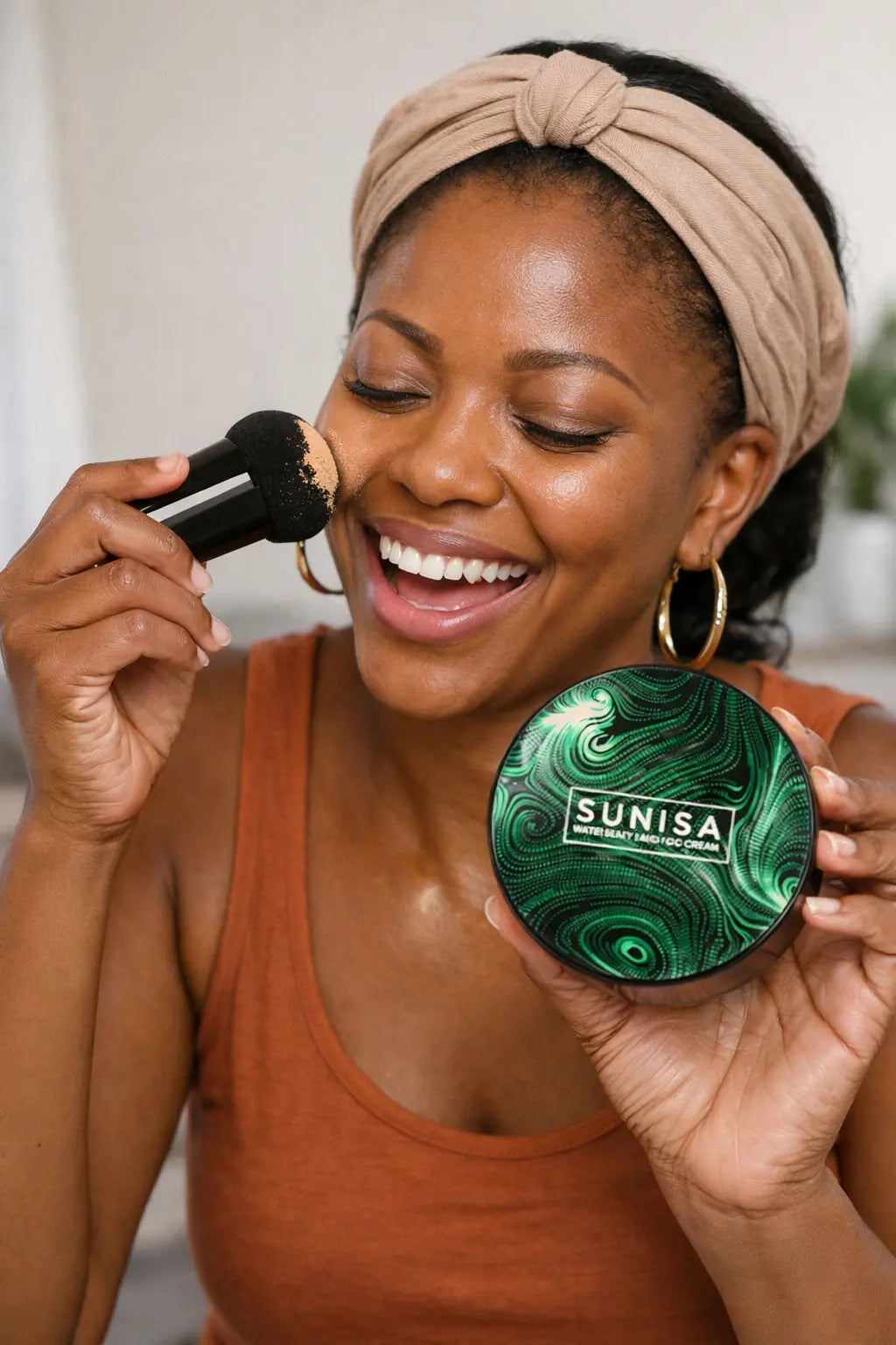 Fond de Teint Coussin SUNISA Léger & Lumineux – Teint Naturel Sans Effort